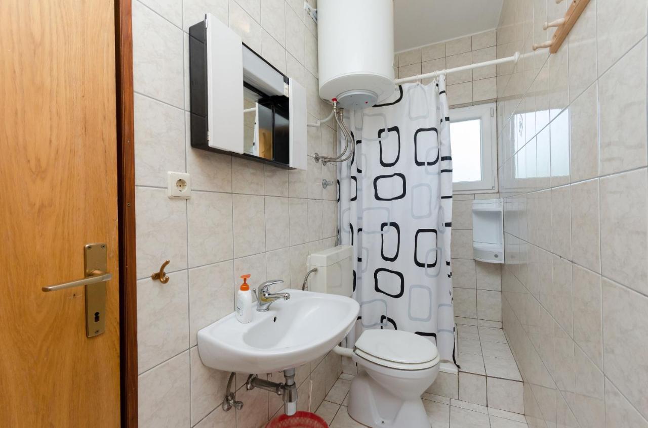 Apartments Boza Lopar Exterior photo